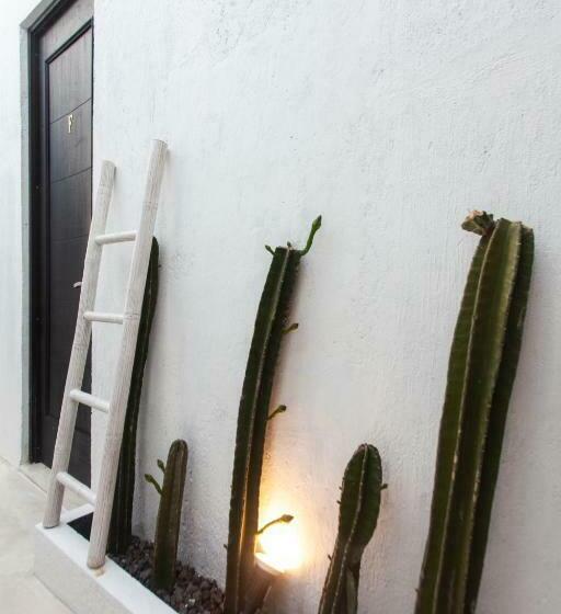 פנסיון Escotel Tempekan Guest House