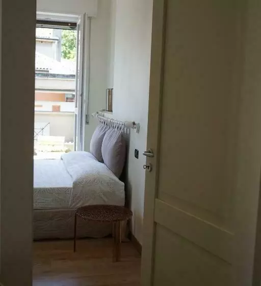 پانسیون La Rotonda 2 Camere Con Terrazza In Centro