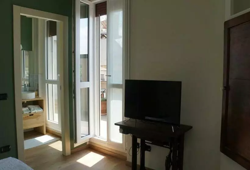 پانسیون La Rotonda 2 Camere Con Terrazza In Centro