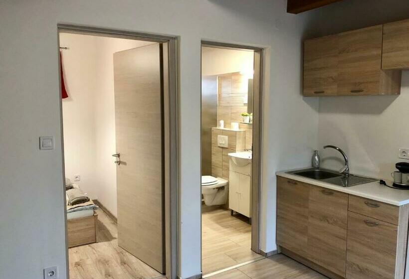 Пансион Léna Vendégház