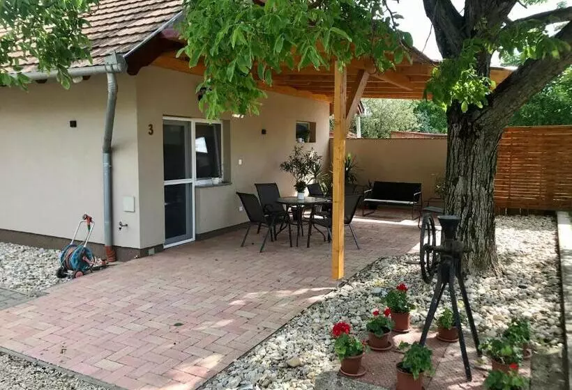 Majatalo Léna Vendégház