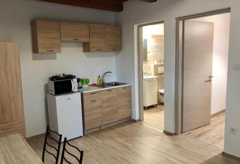 Пансион Léna Vendégház