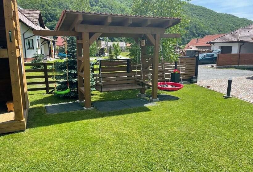 پانسیون Relax House