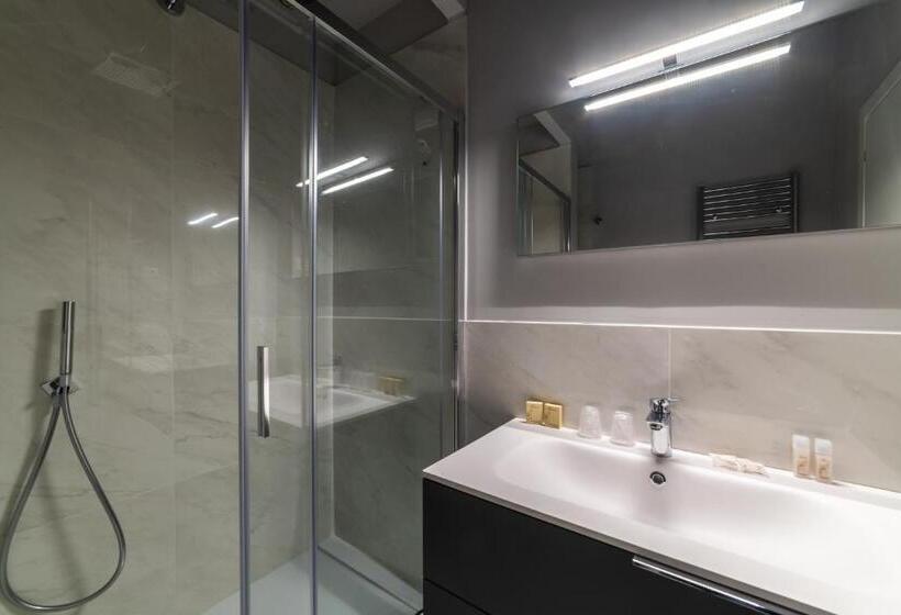 אתר נופש Villa Ortensia D Avalos