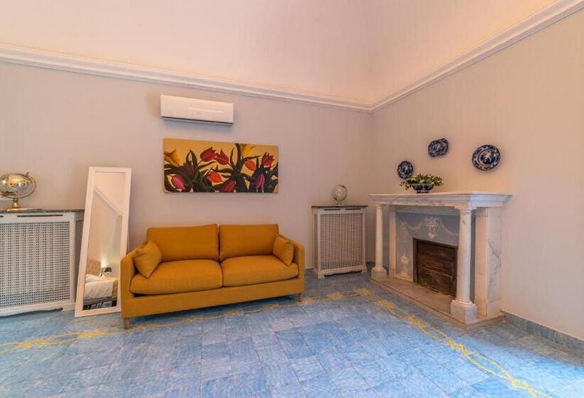 אתר נופש Villa Ortensia D Avalos