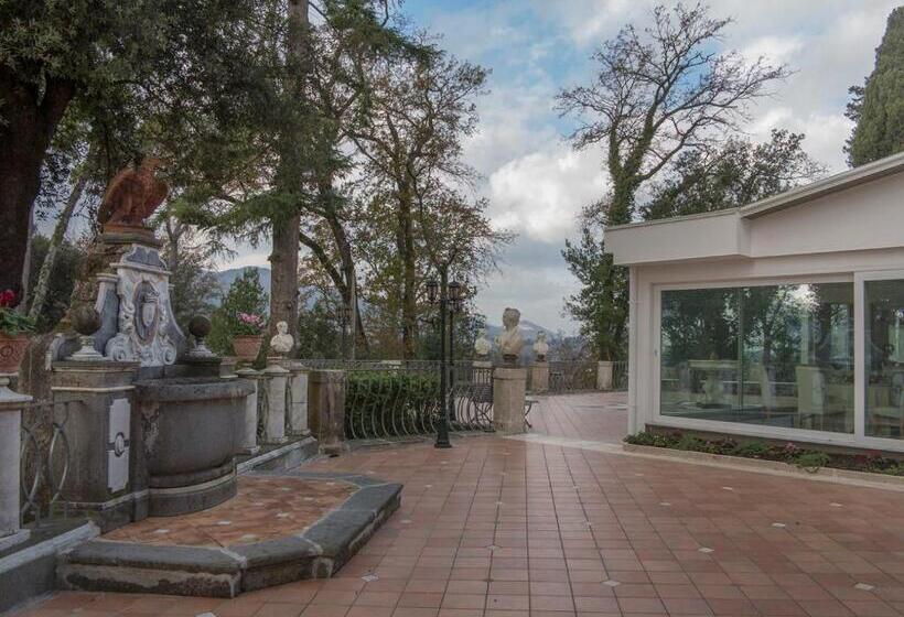 אתר נופש Villa Ortensia D Avalos