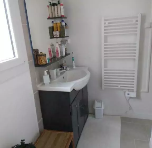 تختخواب و صبحانه Chambre D Hôte Dans Maison Privée