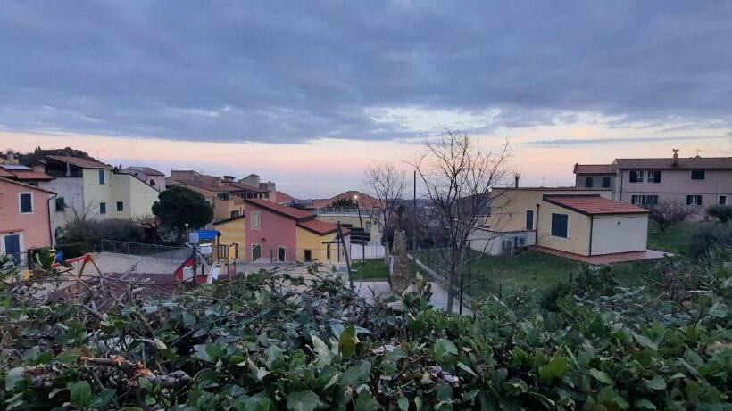 مبيت وإفطار La Gallina Nel Castello Citr Oo9002 Beb Oo11