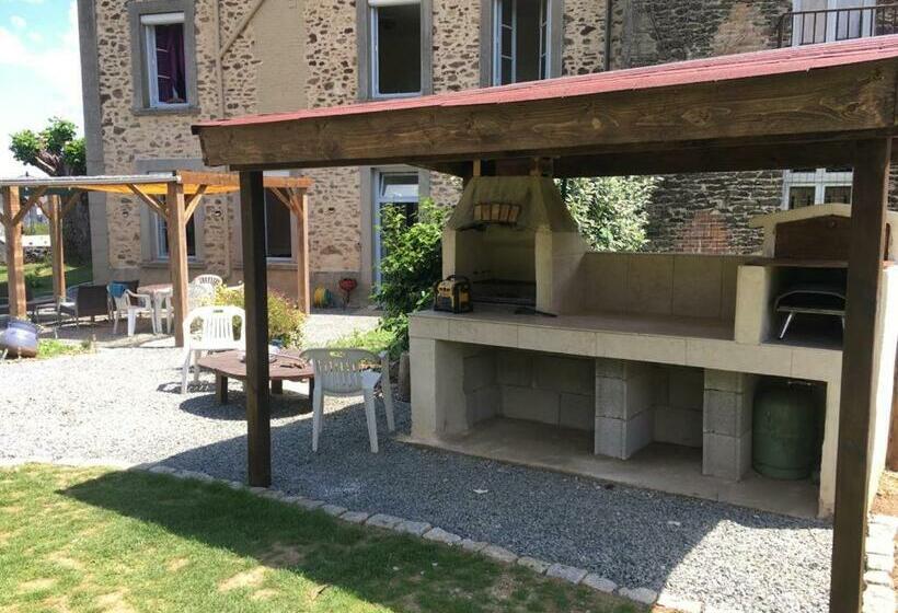 مبيت وإفطار Lime Trees