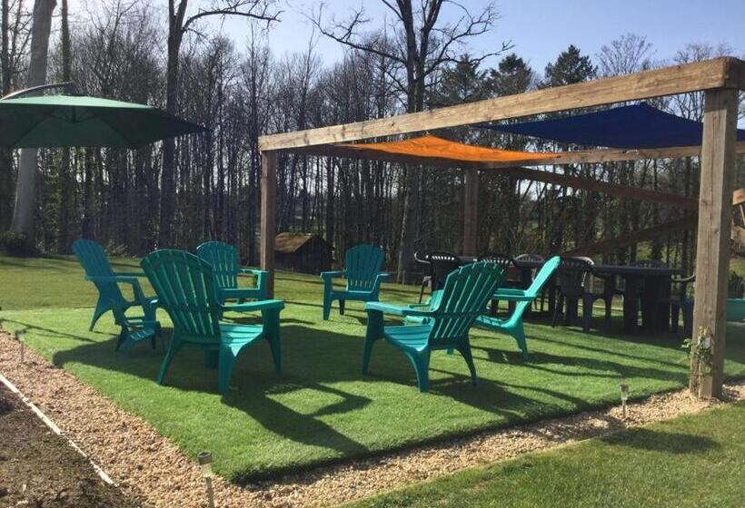 مبيت وإفطار Lime Trees