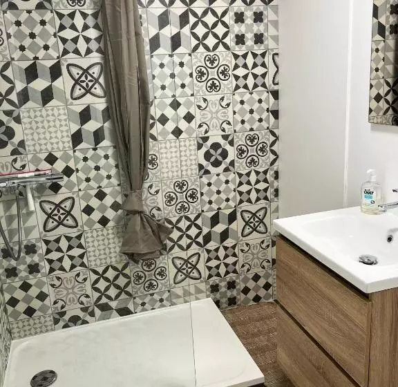 Aamiaismajoitus (B&B) Maison D Hôtes City Break Miradour