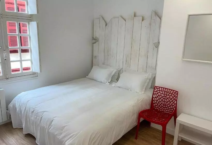 Aamiaismajoitus (B&B) Maison D Hôtes City Break Miradour