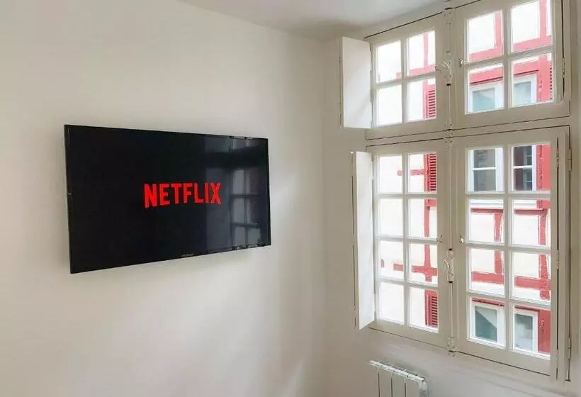 Aamiaismajoitus (B&B) Maison D Hôtes City Break Miradour