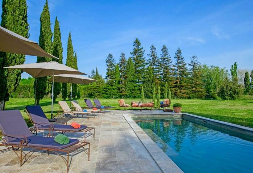 Bed and Breakfast Bastide De Bellegarde