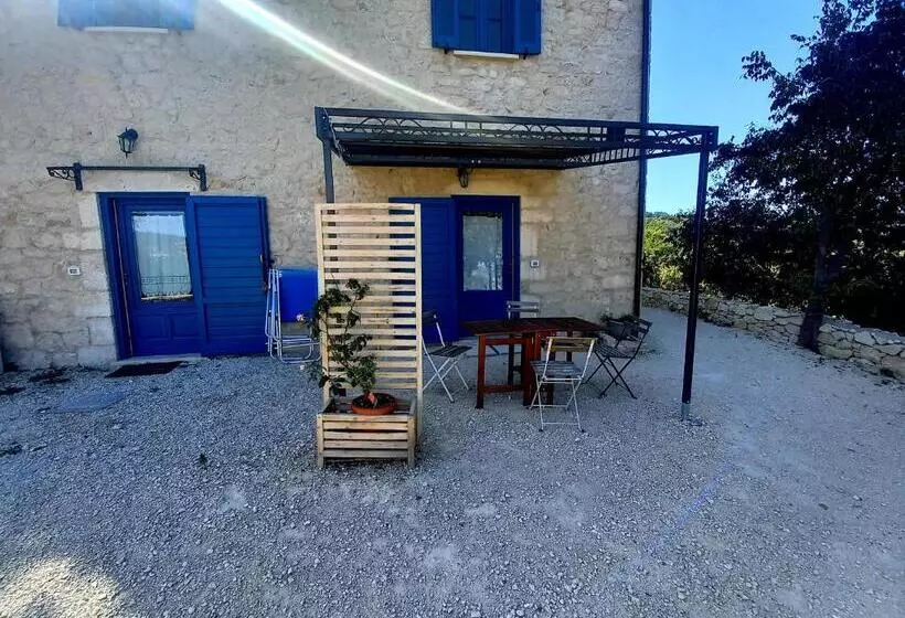 Aamiaismajoitus (B&B) La Casa Dalle Finestre Blu