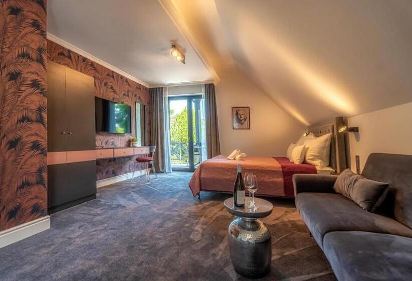 צימר Villa Viktória