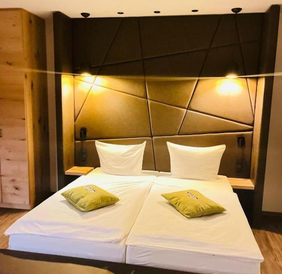 Hotel Gasthof Metzgerei Drei Linden