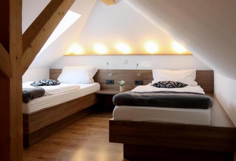 Hotel Gasthof Metzgerei Drei Linden