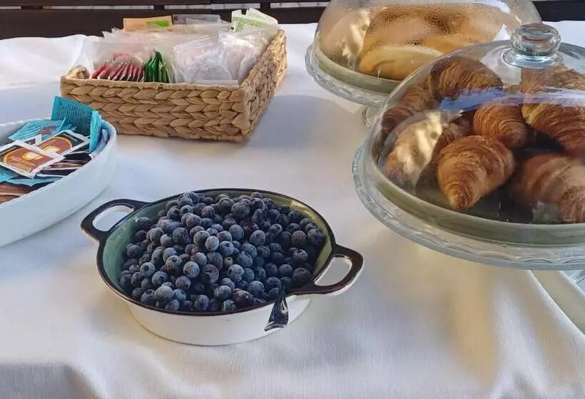 Hotelli Open Cascina