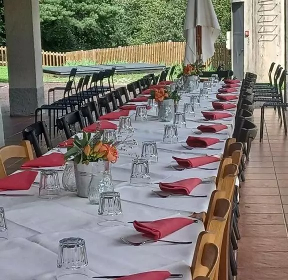 Hotelli Open Cascina