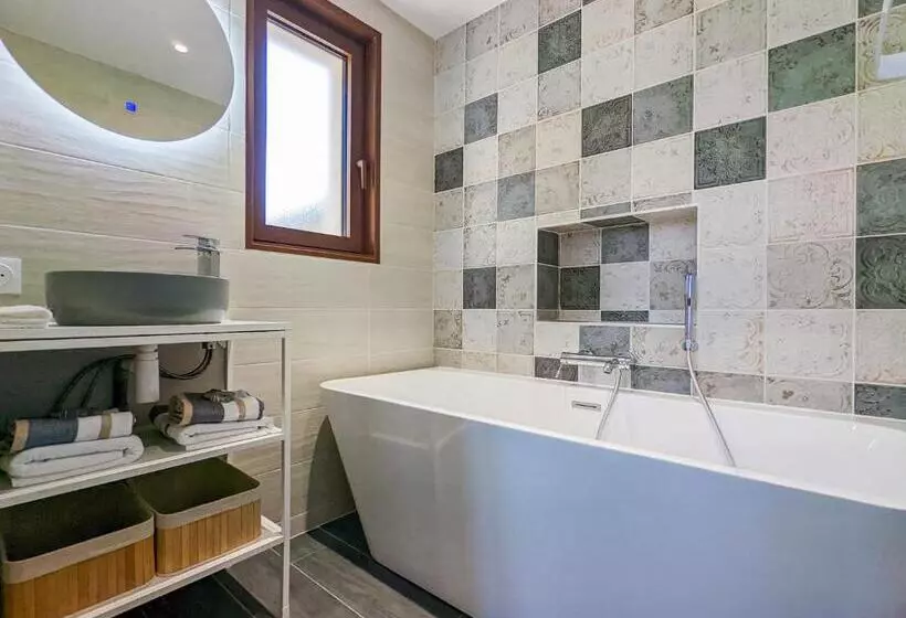 Majatalo La Maison T&m