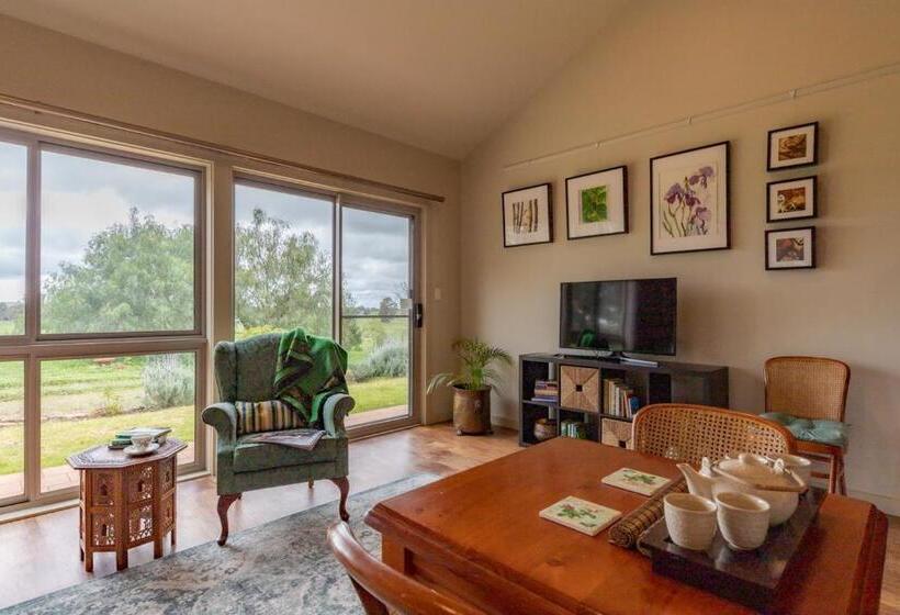 펜션 Meander Retreat   The Green Room