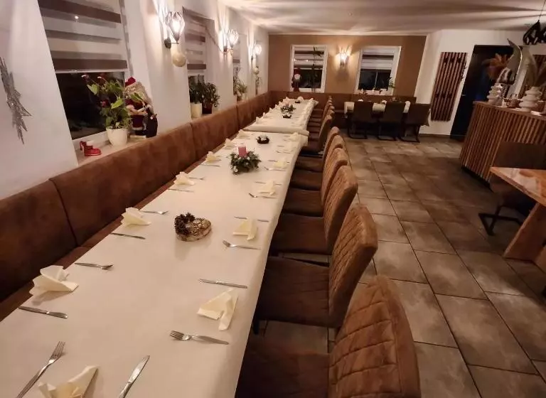 Zum Obstler   Gaststätte Und Pension