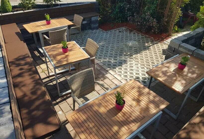 Zum Obstler   Gaststätte Und Pension