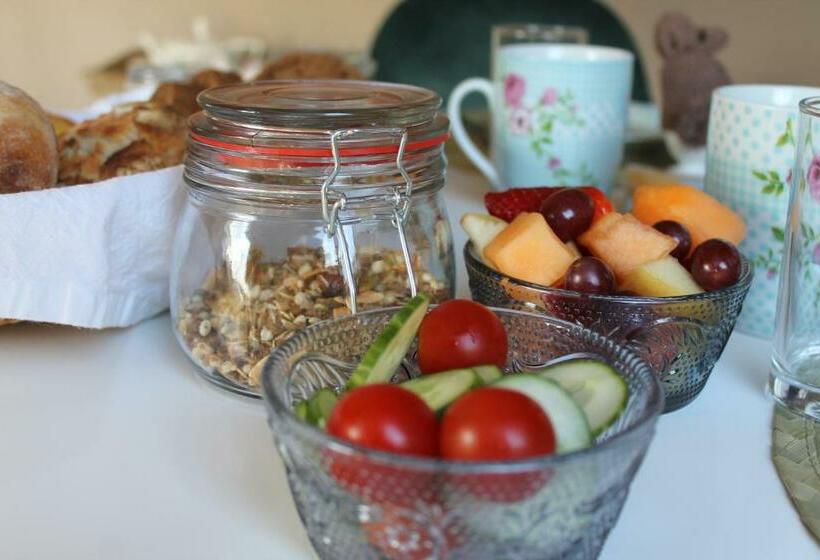 مبيت وإفطار Gastenverblijf Peppelmate