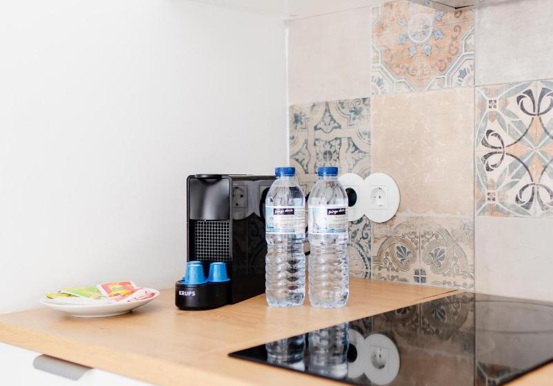 تختخواب و صبحانه Genius Loci Guesthouse