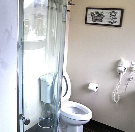 مبيت وإفطار Pine Mountain Inn