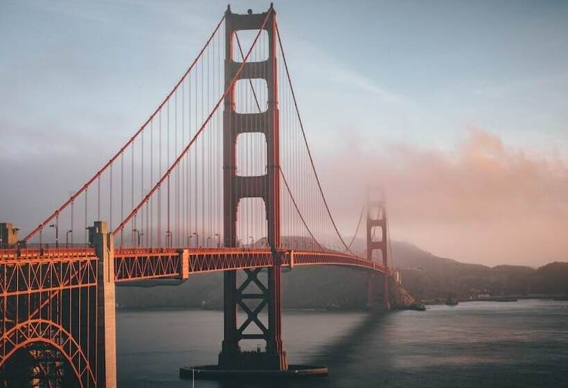 هتل کپسول Sunset Edwardian Bed And Breakfast At Golden Gate Park San Francisco