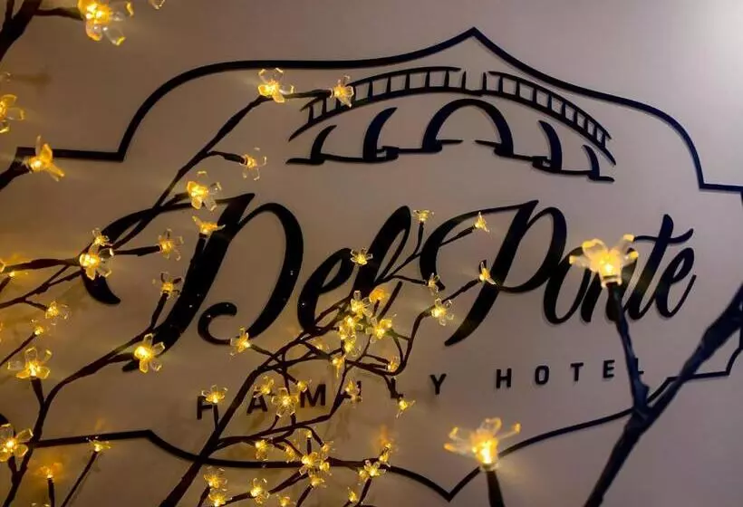 ホテル Del Ponte