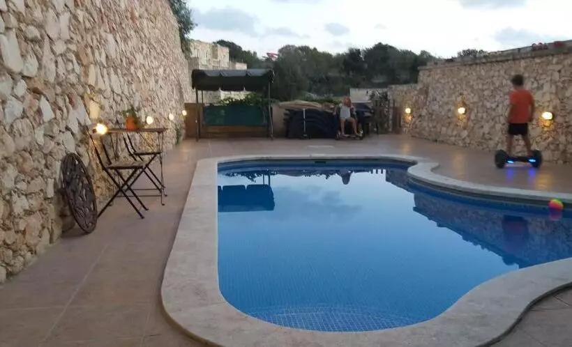 پانسیون Business Accommodation By Happy&healthy Gozo
