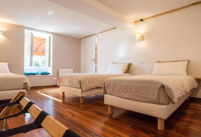 Majatalo La Doloreanne