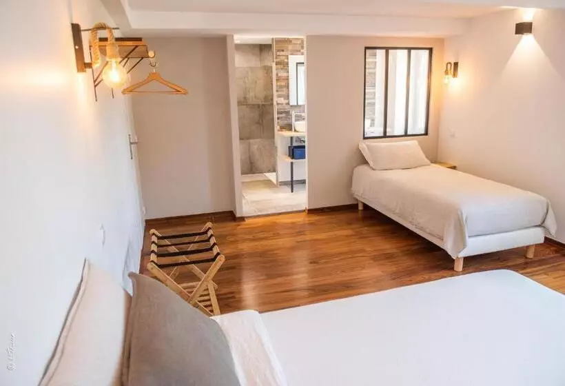 Majatalo La Doloreanne