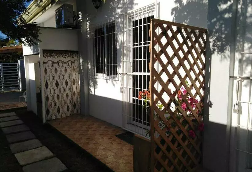 ペンション Orchidia House Santa Fe Bantayan Island