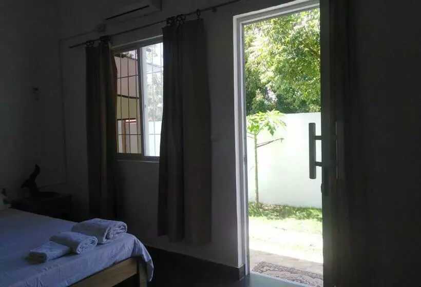 ペンション Orchidia House Santa Fe Bantayan Island