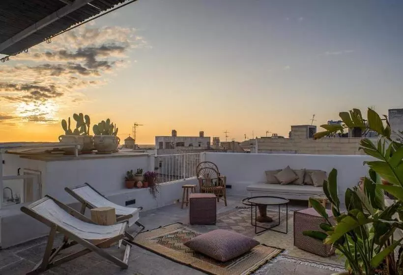 Majatalo Palais Gentile Matino