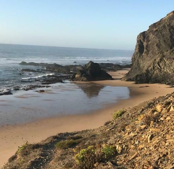 بنسيون Royal West Coast   Hiking And Beach