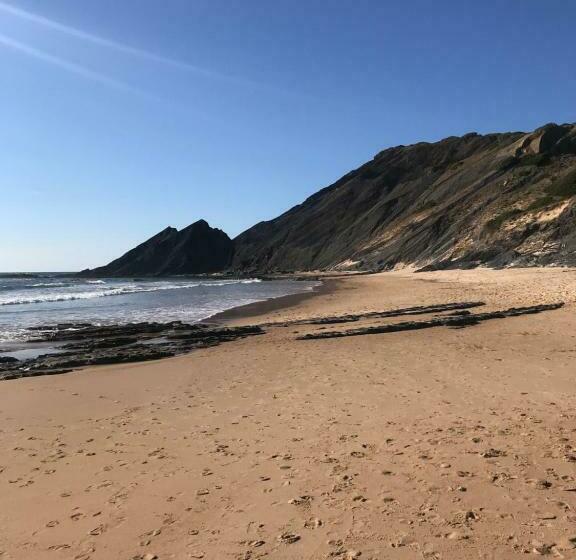 بنسيون Royal West Coast   Hiking And Beach