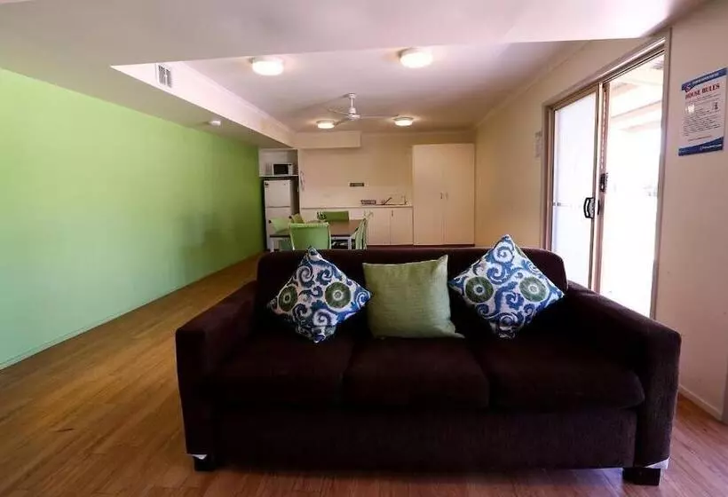Gold Coast Performance Centre   Hostel