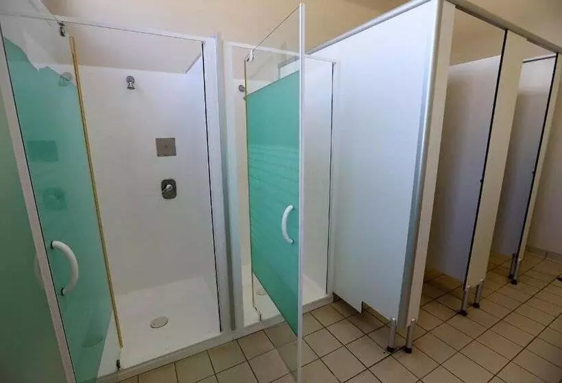 Gold Coast Performance Centre   Hostel