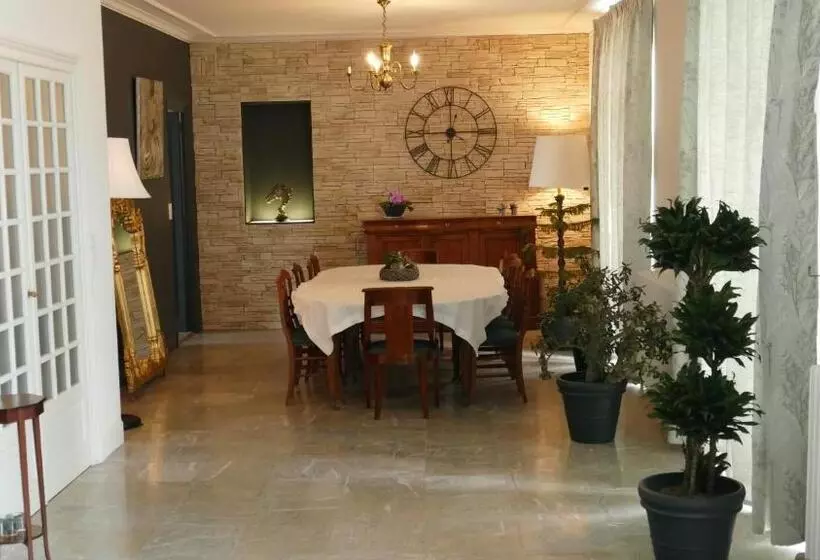 Aamiaismajoitus (B&B) La Rochelle Et L Aunis