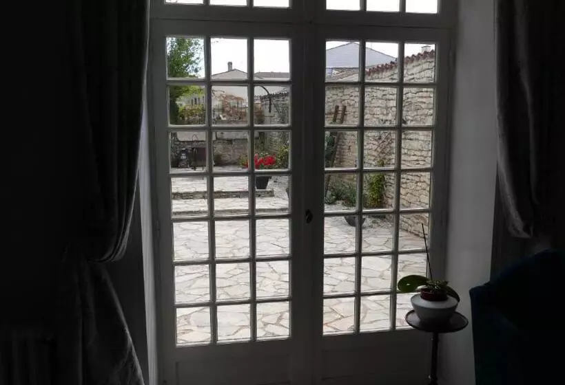 Aamiaismajoitus (B&B) La Rochelle Et L Aunis