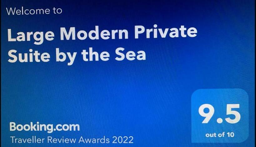 Bed and Breakfast Large Modern Private Suite By The Sea Birders Paradise