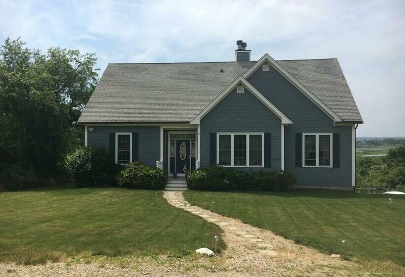 Bed and Breakfast Large Modern Private Suite By The Sea Birders Paradise