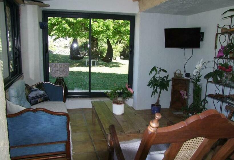 ベッドアンドブレックファースト Lou Viei Jas