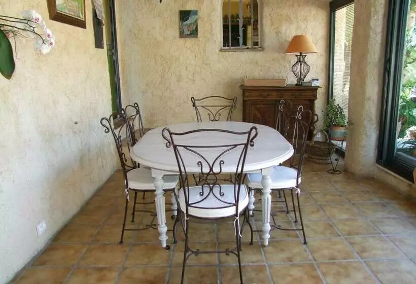 ベッドアンドブレックファースト Lou Viei Jas