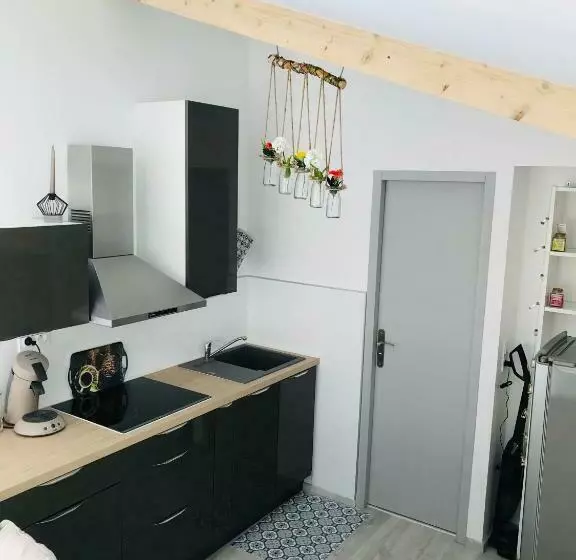 تختخواب و صبحانه Studio Cosy Aux Facs!